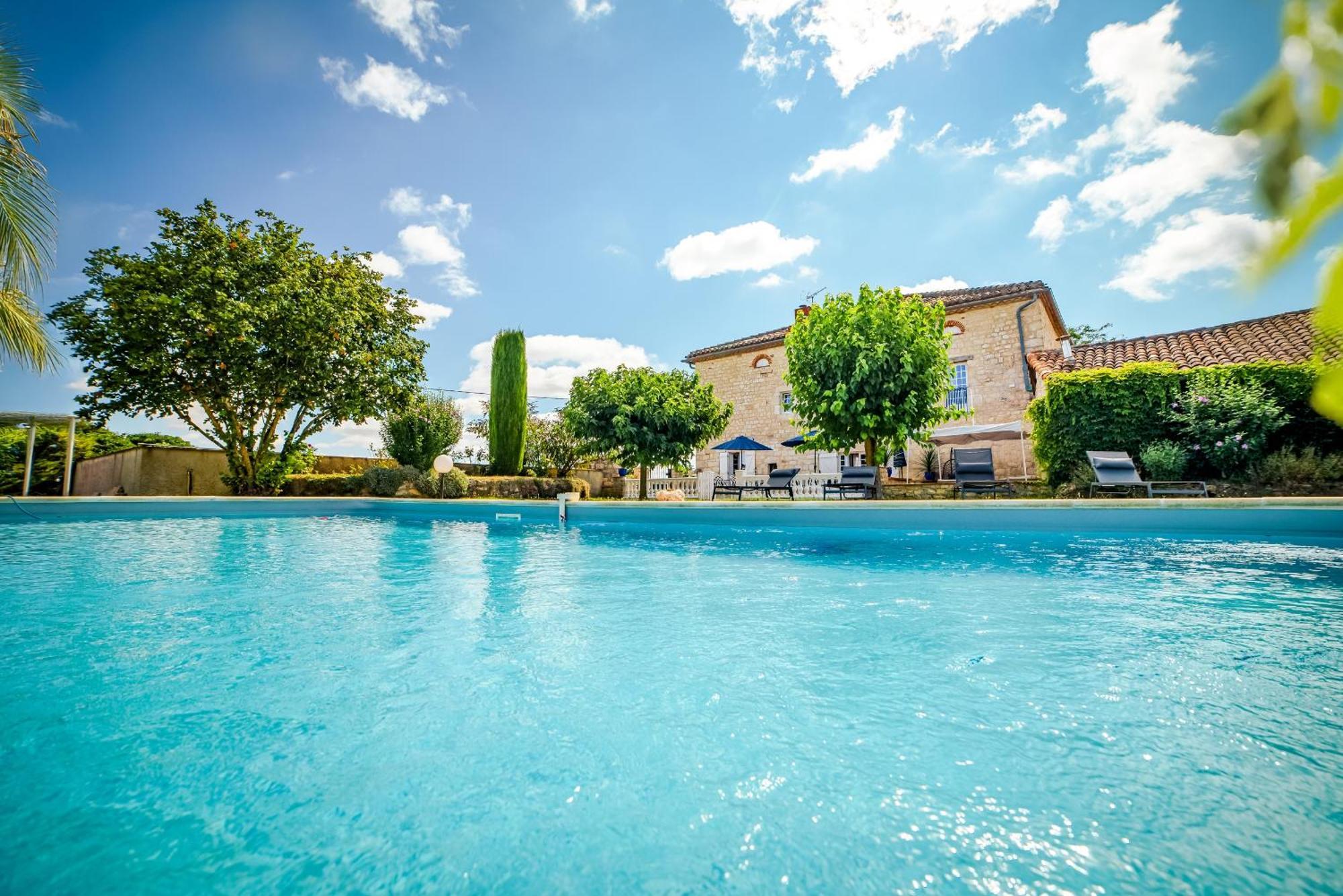 Villa Thun - Piscine - Maison De Caractere Au Milieu Des Vignes La Celle-sous-Gouzon Exterior photo